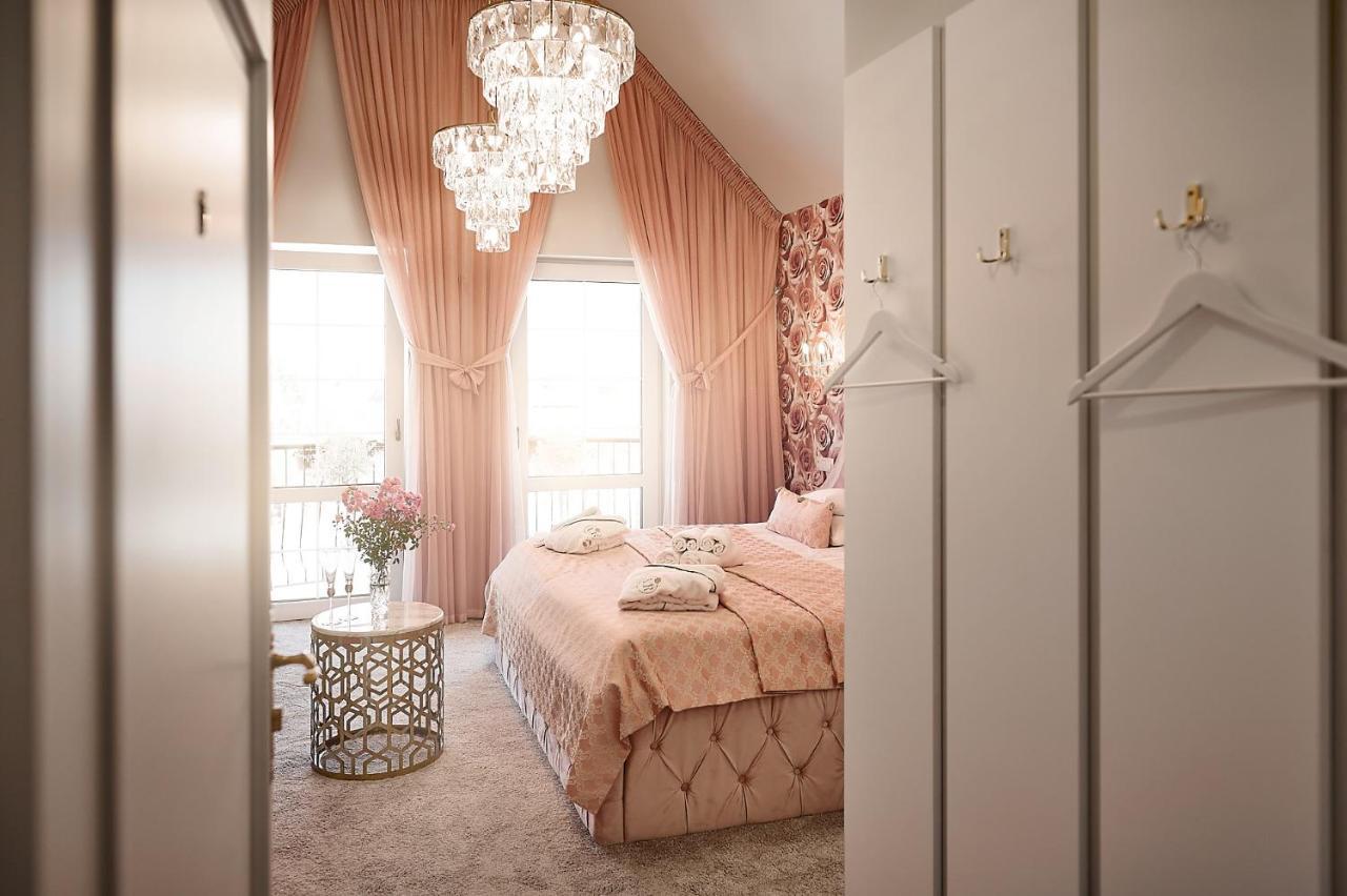 La Rose Residence Mikołajki Ngoại thất bức ảnh